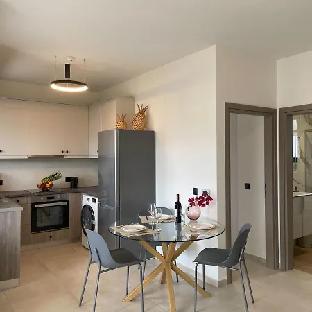 公寓 Mossa - 2 Km From Old Town - Private Parking