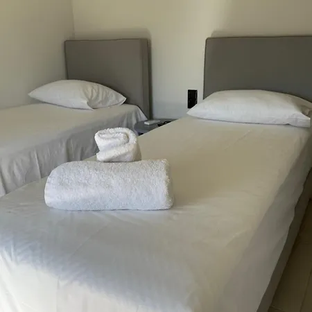 Mossa - 2 Km From Old Town - Private Parking