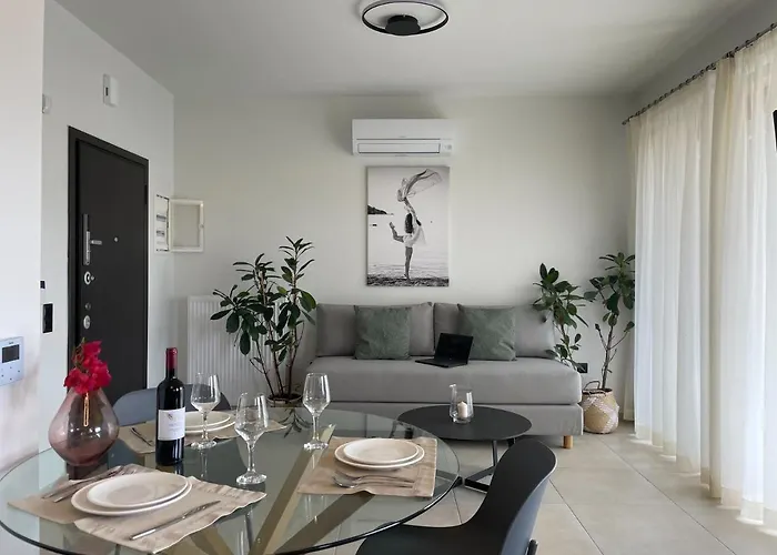 Mossa - 2 Km From Old Town - Private Parking